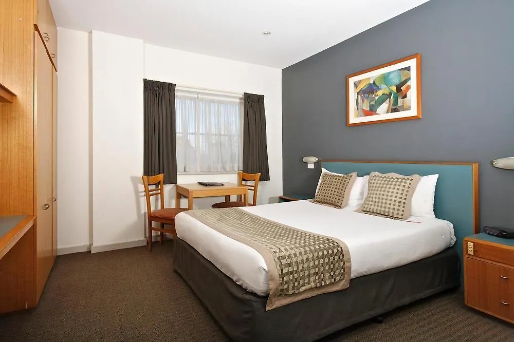 Aparthotel Breakfree Directors Studios Adelaide